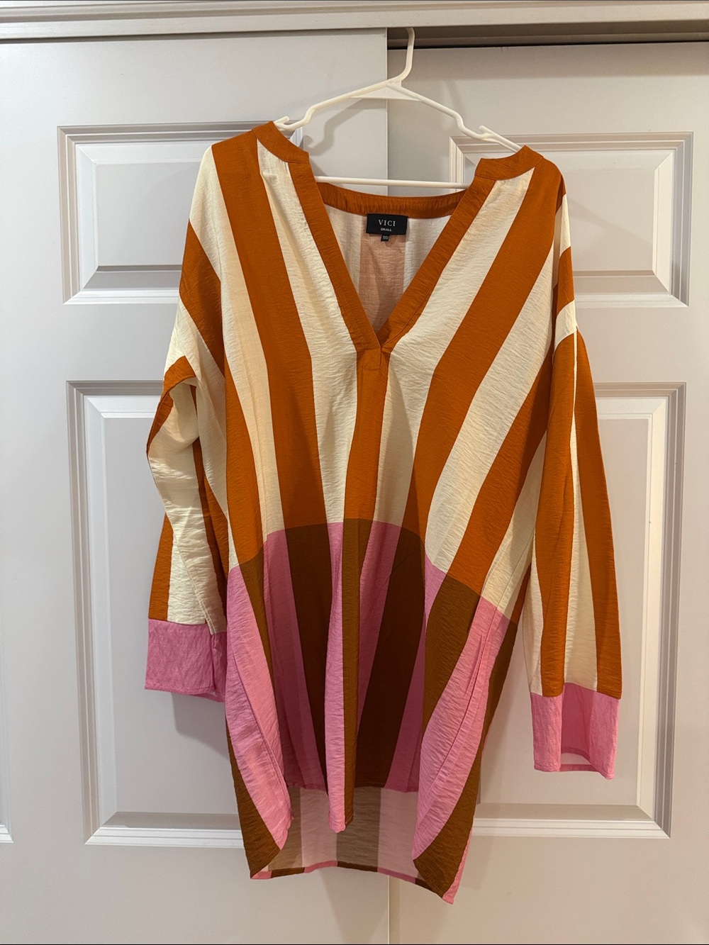 VICI Colorblock Striped V-Neck Tunic in Rust, Cream & Pink